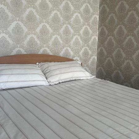 Apartment On Bukovinska روفنو المظهر الخارجي الصورة